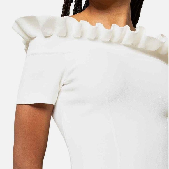 Alexander McQueen Off the Shoulder Ruffle Bateau Neckline Dress - Authentic - Picture 5 of 15